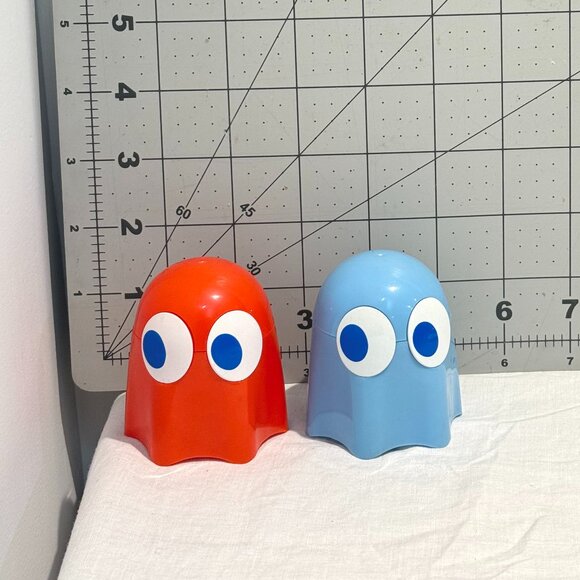 3/$20 - Pack Man Ghost Egg Cups - Retro Gaming Cute Kitchen Cooking Dining Geek - Picture 3 of 3